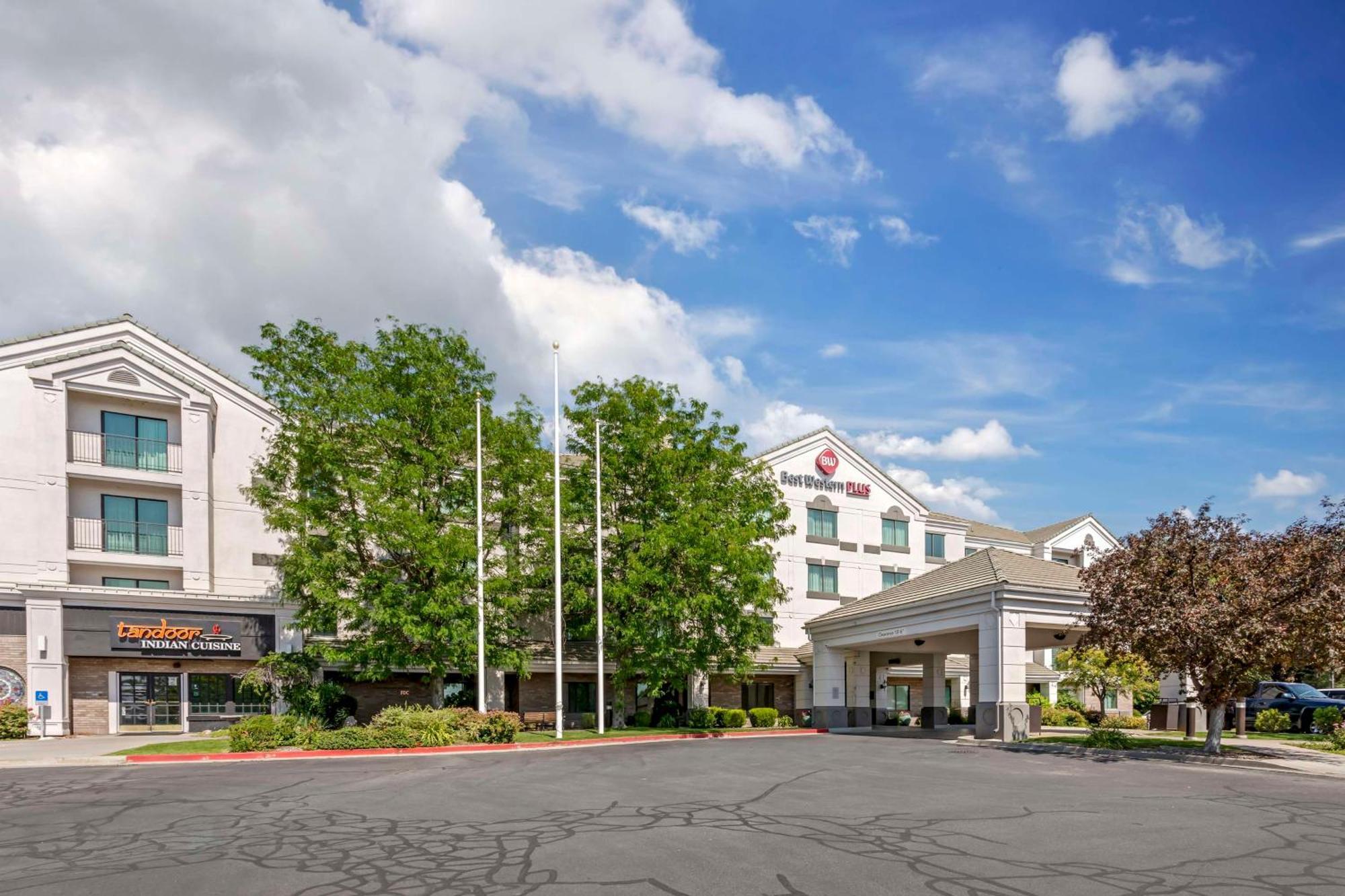 Best Western Plus Provo University Inn Ngoại thất bức ảnh